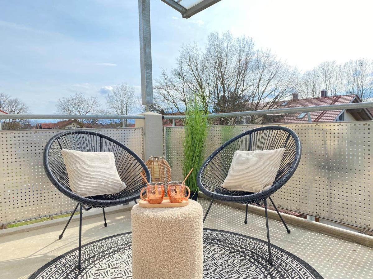 Roni -111qm Luxury Loft -near Center And Clinics -netflix -terrace -close To Thermal Apartment *