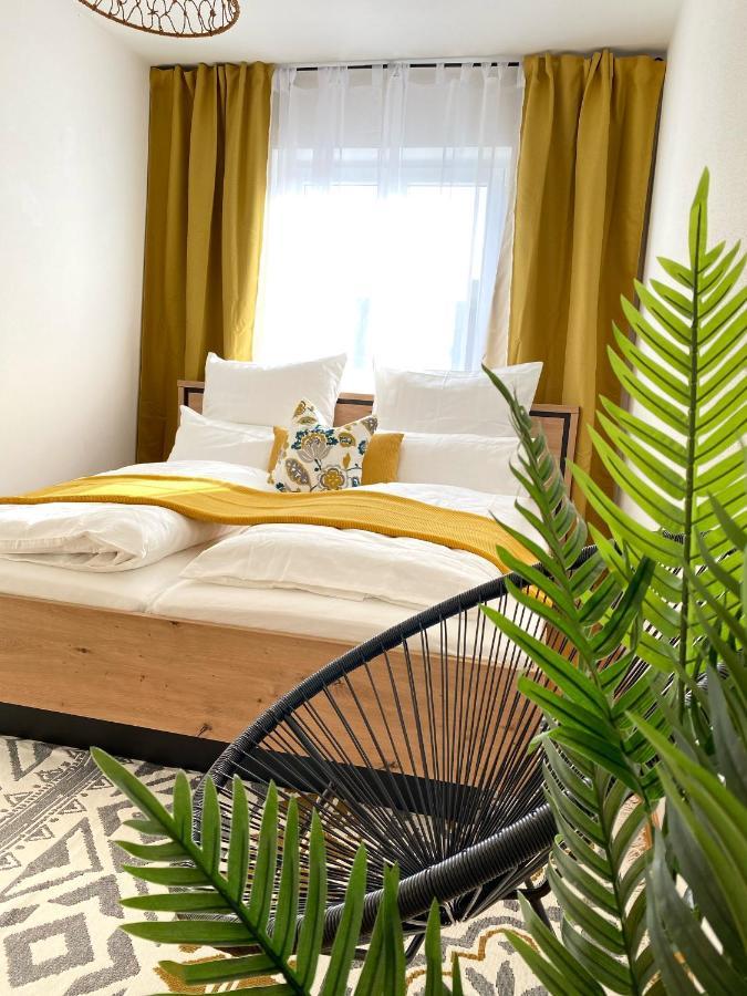 Roni -111qm Luxury Loft -near Center And Clinics -netflix -terrace -close To Thermal Apartament *